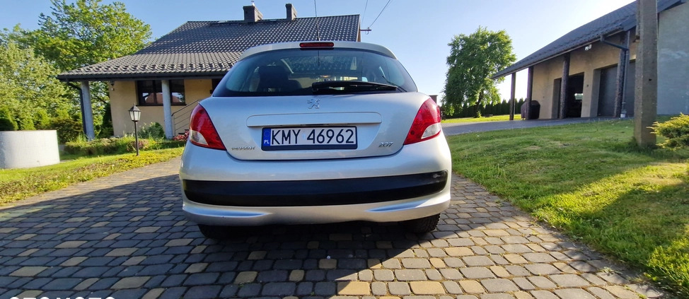 Peugeot 207 cena 16800 przebieg: 129107, rok produkcji 2010 z Bełchatów małe 407